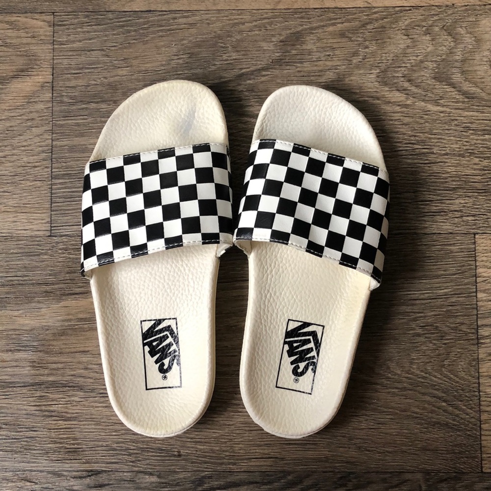 Checkered Vans Slides 🏁